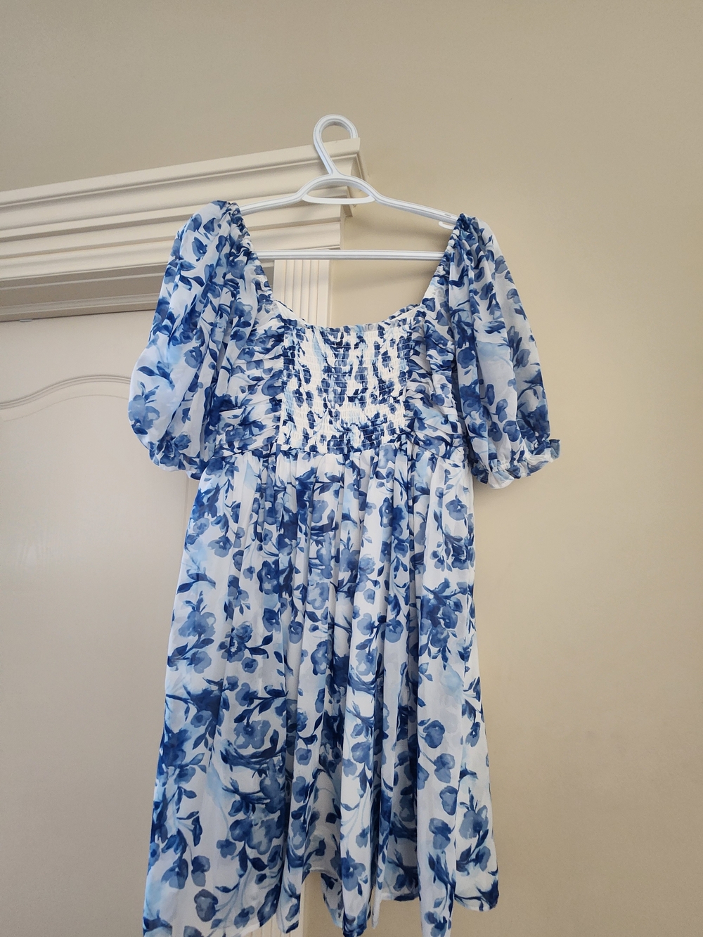 Abercrombie & Fitch Ruched Ruffle Puff Sleeve Dress, Suze:S, Colour: Navy Floral